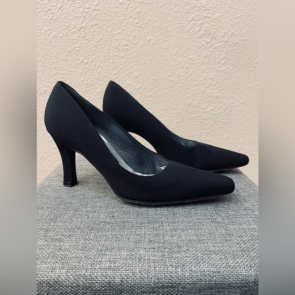Stuart Weitzman Black Pumps - Picture 2 of 5